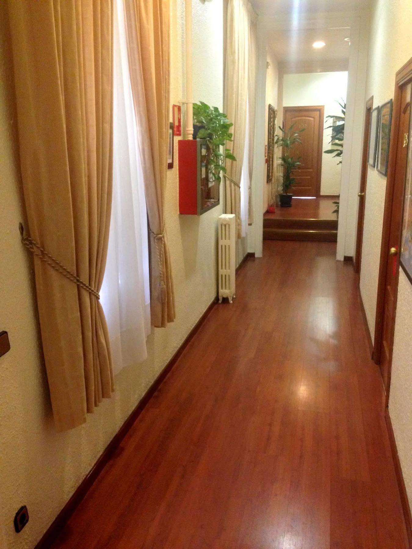 Pelayo Deluxe Apartments Barcelone Extérieur photo